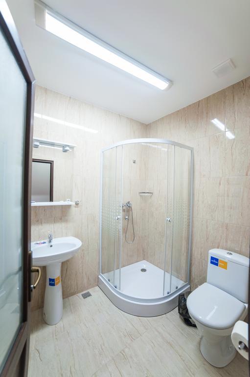 Răcarii de Jos Vatra Romana Bed & Breakfast エクステリア 写真